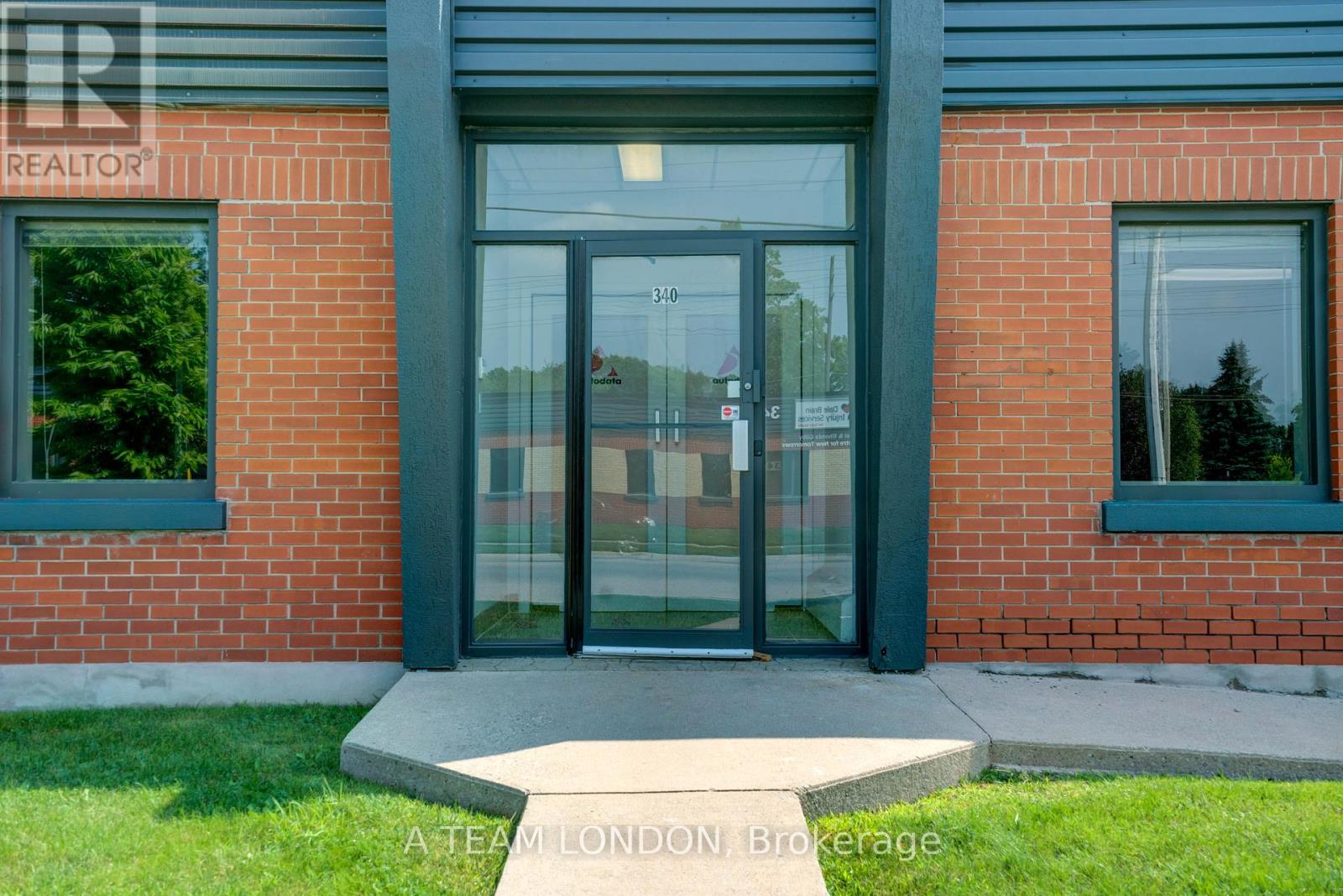 340 Saskatoon Street, London, Ontario  N5W 4R3 - Photo 2 - X8269084