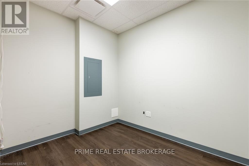 268 Main Street, Lucan Biddulph (Lucan), Ontario  N0M 2J0 - Photo 13 - X8287176