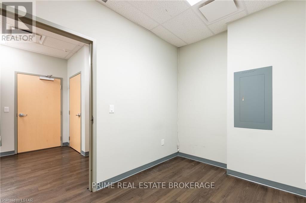 268 Main Street, Lucan Biddulph (Lucan), Ontario  N0M 2J0 - Photo 14 - X8287176