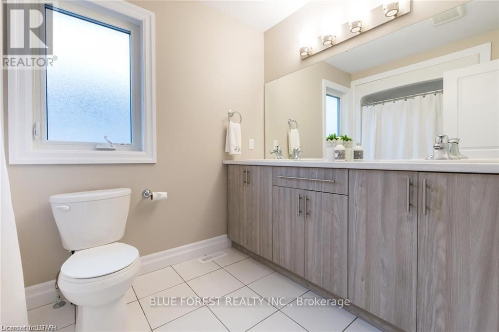98 Wayside Lane, Southwold (Talbotville), Ontario  N5P 3T2 - Photo 21 - X8314100