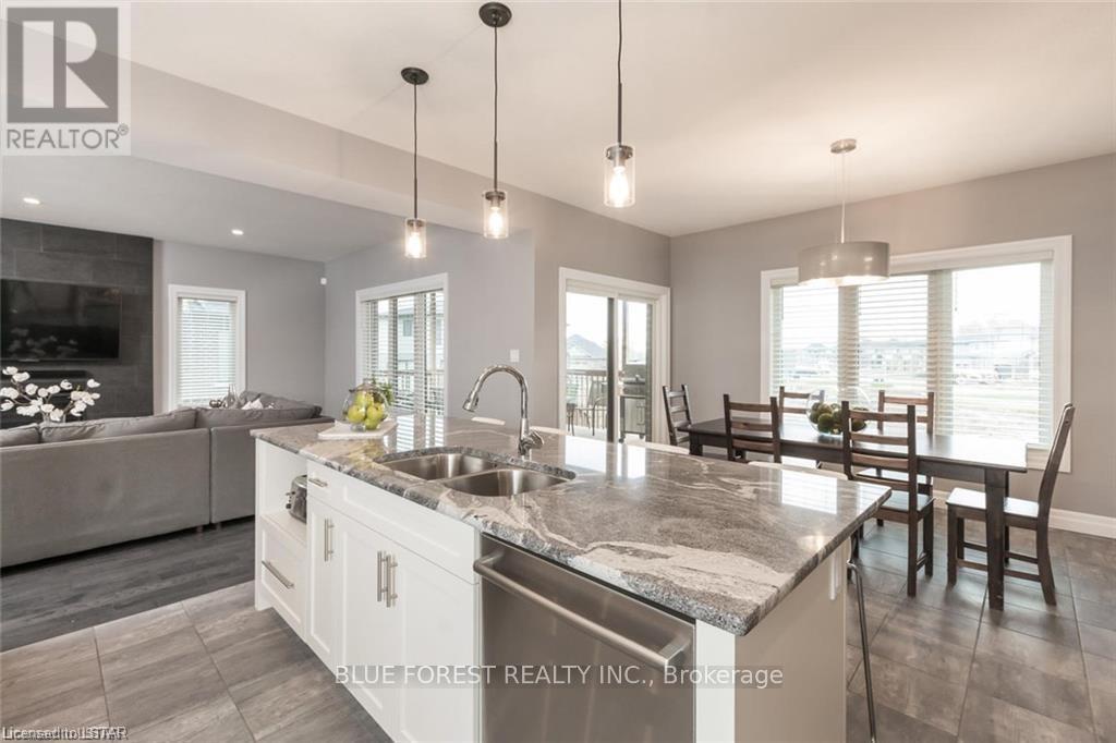 98 Wayside Lane, Southwold (Talbotville), Ontario  N5P 3T2 - Photo 5 - X8314100