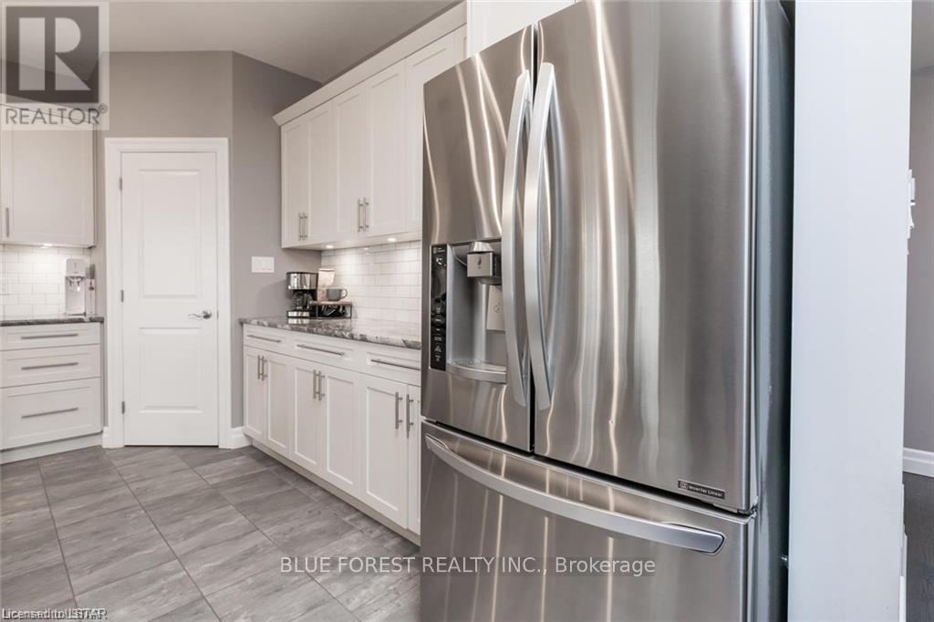 98 Wayside Lane, Southwold (Talbotville), Ontario  N5P 3T2 - Photo 7 - X8314100