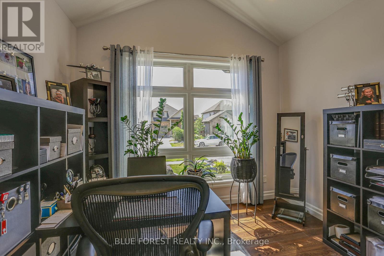1 Royal Crescent, Southwold (Talbotville), Ontario  N5P 3T2 - Photo 20 - X8356208