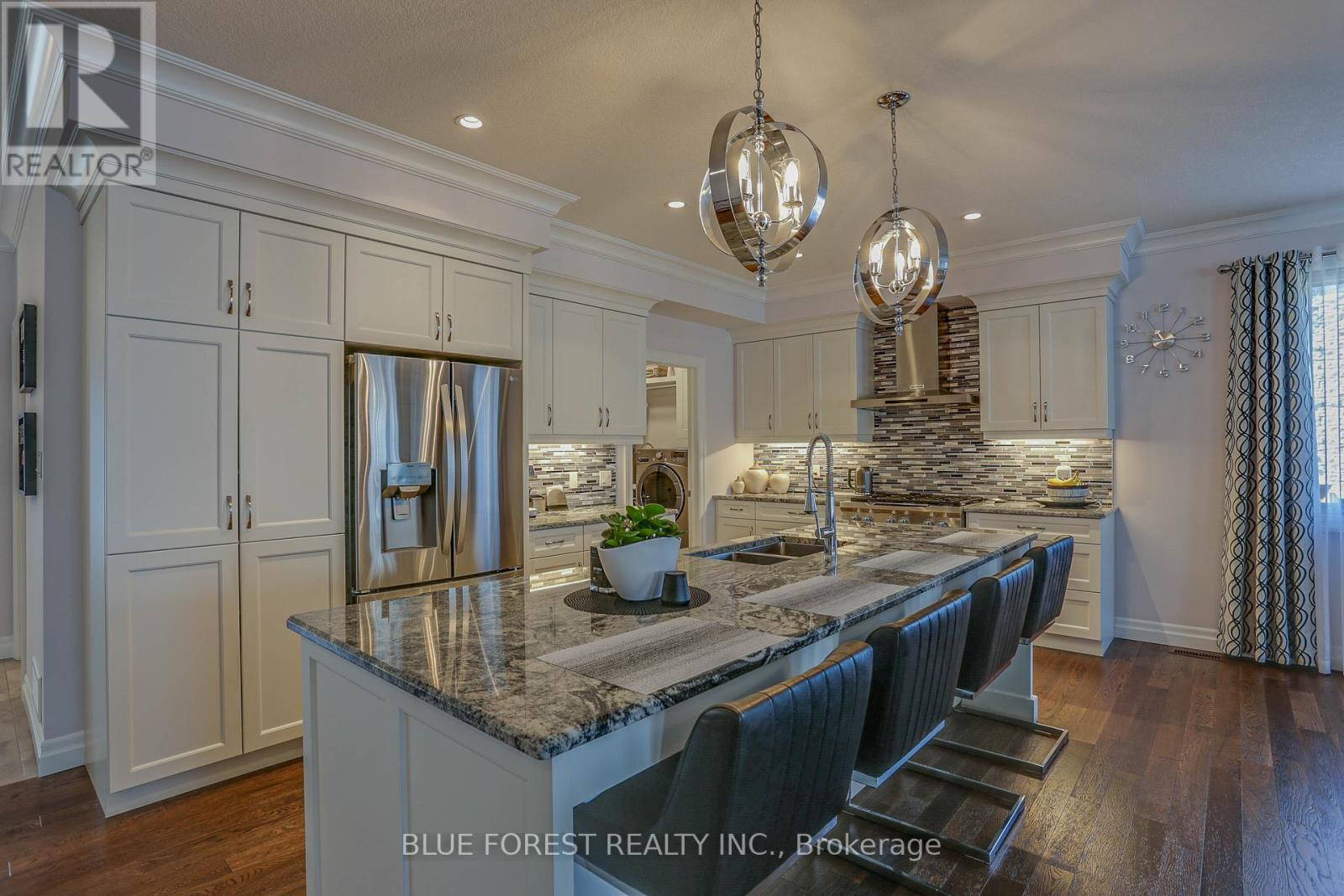 1 Royal Crescent, Southwold (Talbotville), Ontario  N5P 3T2 - Photo 5 - X8356208