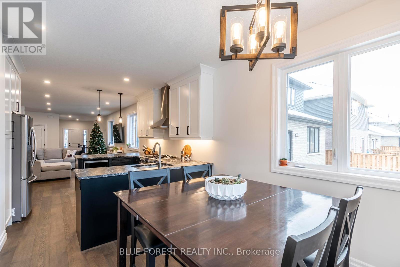 100 Heron Street, Southwold, Ontario  N5P 3T2 - Photo 13 - X8356212