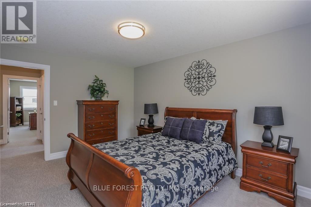 26 Royal Crescent, Southwold (Talbotville), Ontario  N5P 3T2 - Photo 29 - X8356236