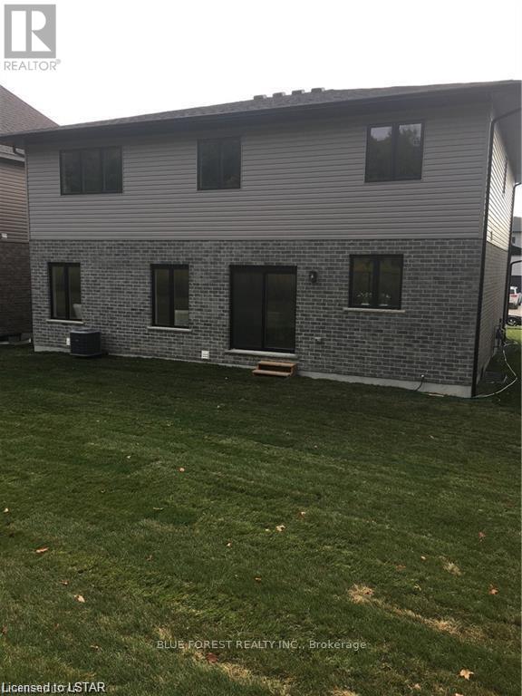 26 Royal Crescent, Southwold (Talbotville), Ontario  N5P 3T2 - Photo 36 - X8356236