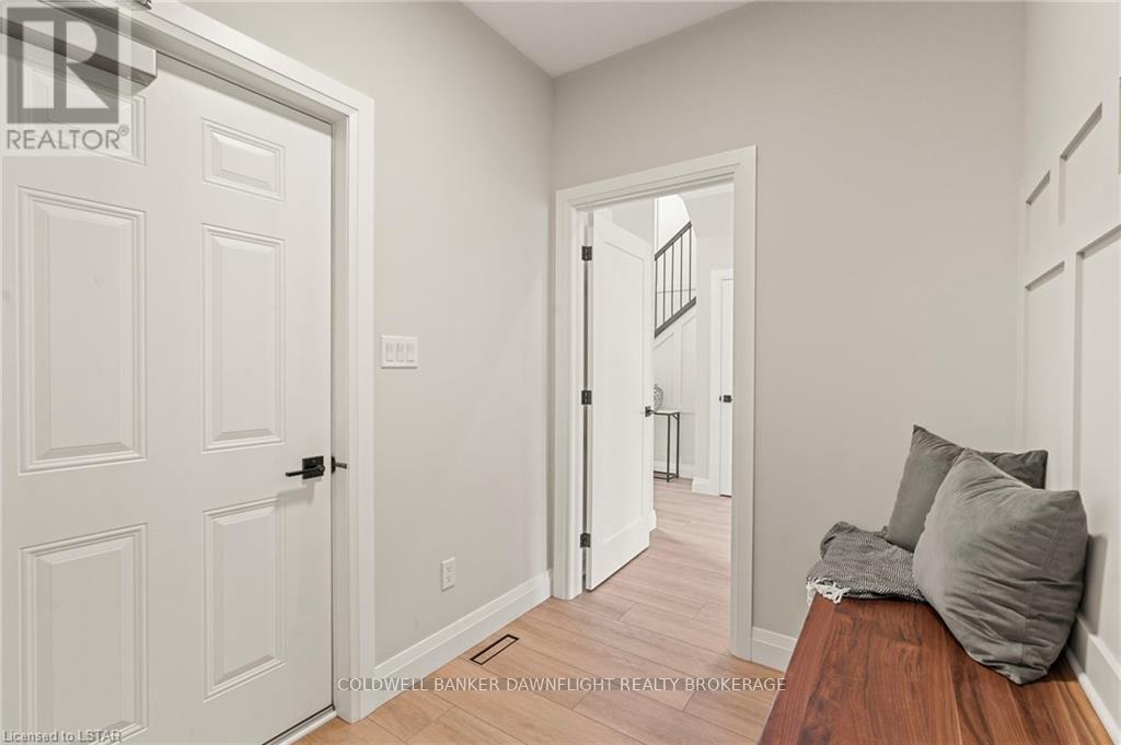 2106 Tokala Trail Trail, London, Ontario  N6G 3X7 - Photo 40 - X8381062