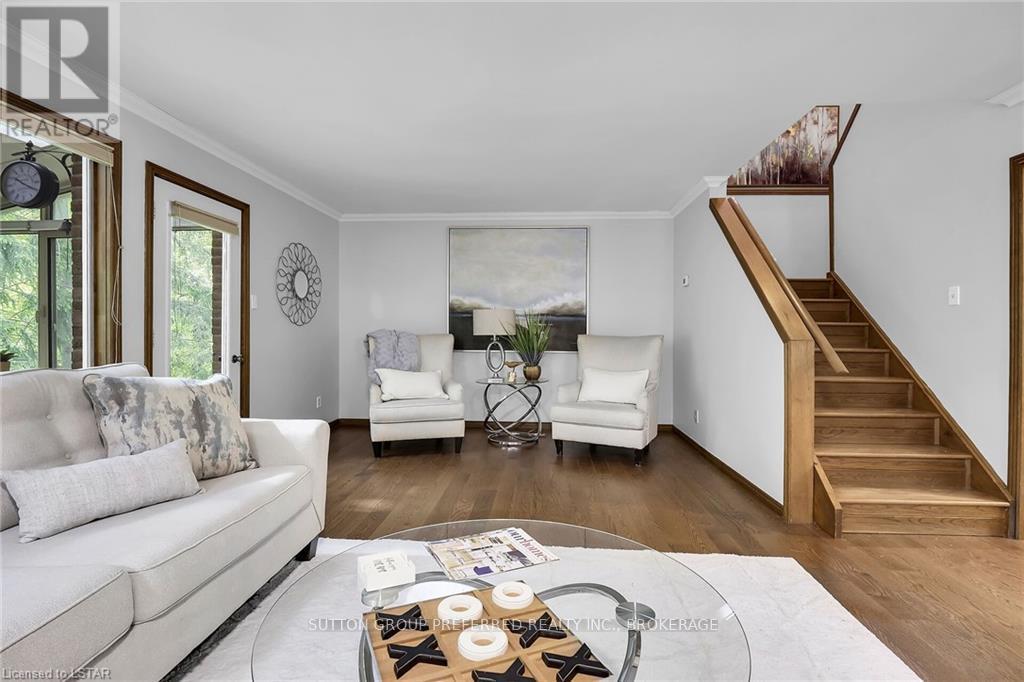 30 Forward Avenue, London, Ontario  N6H 1B7 - Photo 6 - X8381602