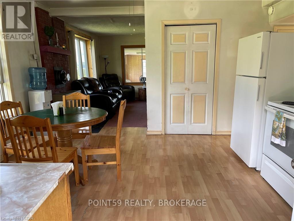 2442 Highway 520, Burk's Falls, Ontario  P0A 1C0 - Photo 18 - X8382132