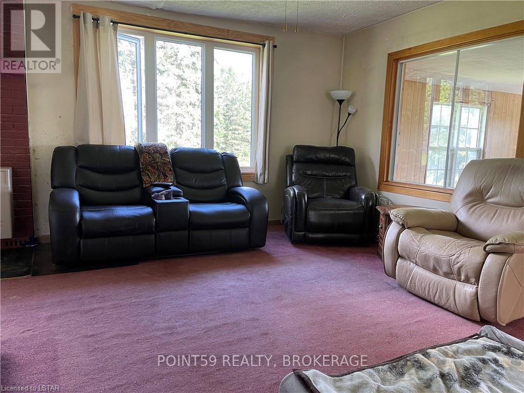 2442 Highway 520, Burk's Falls, Ontario  P0A 1C0 - Photo 21 - X8382132