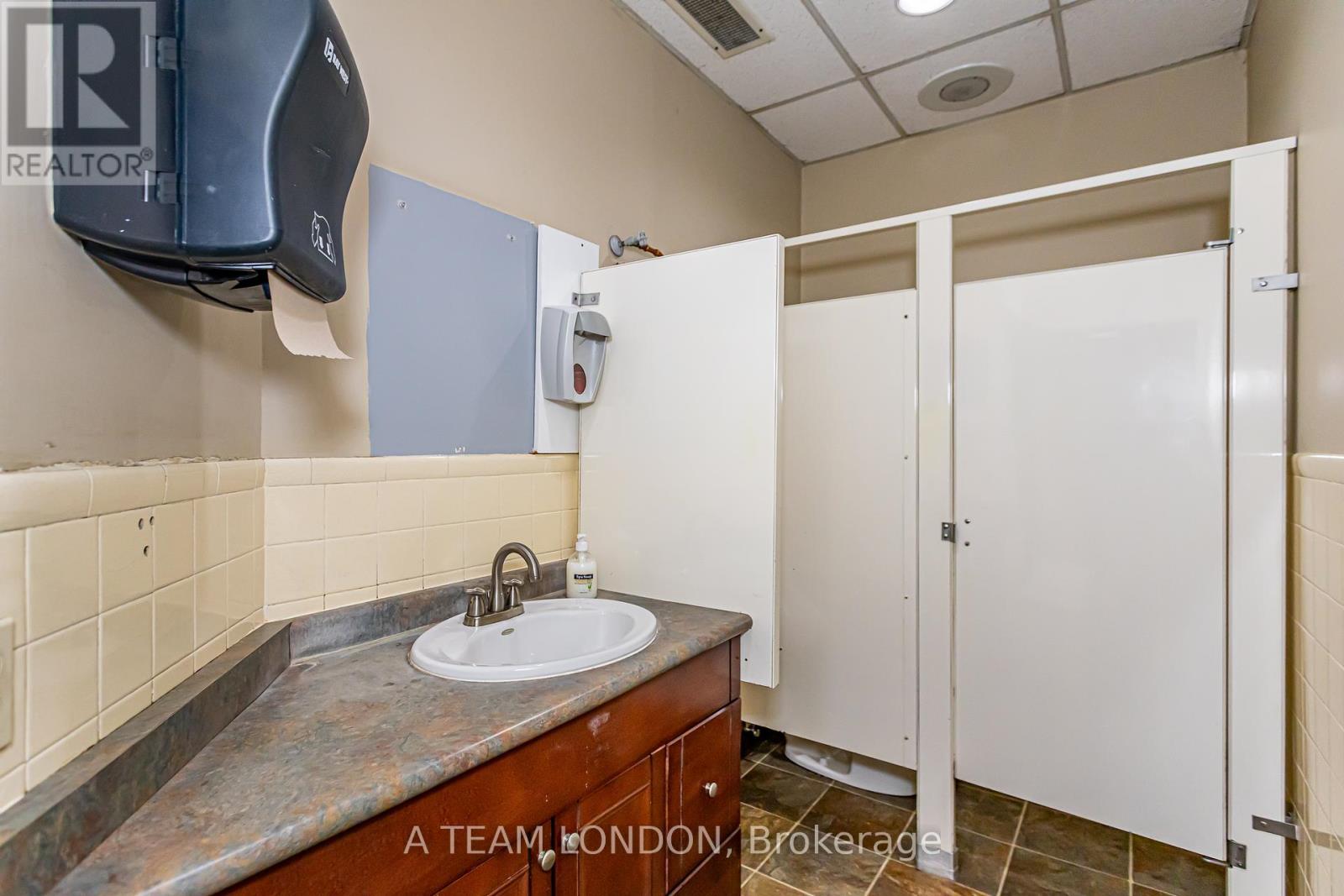 743 Wellington Road, London, Ontario  N6C 4R5 - Photo 15 - X8465128