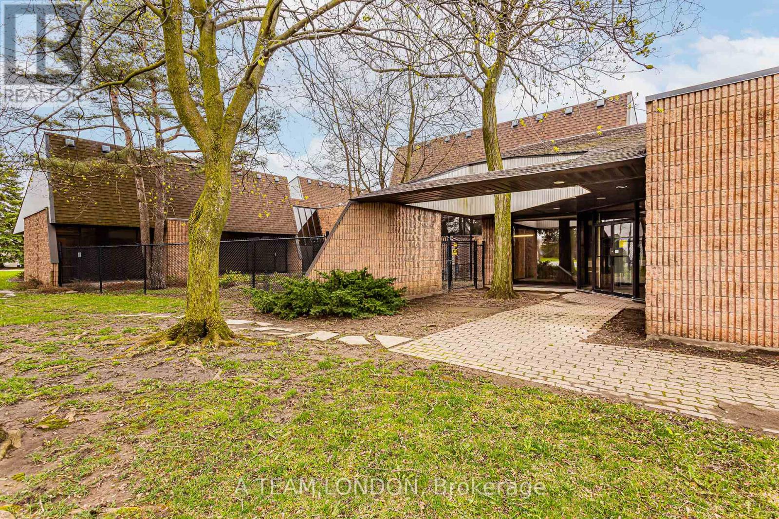 743 Wellington Road, London, Ontario  N6C 4R5 - Photo 28 - X8465128