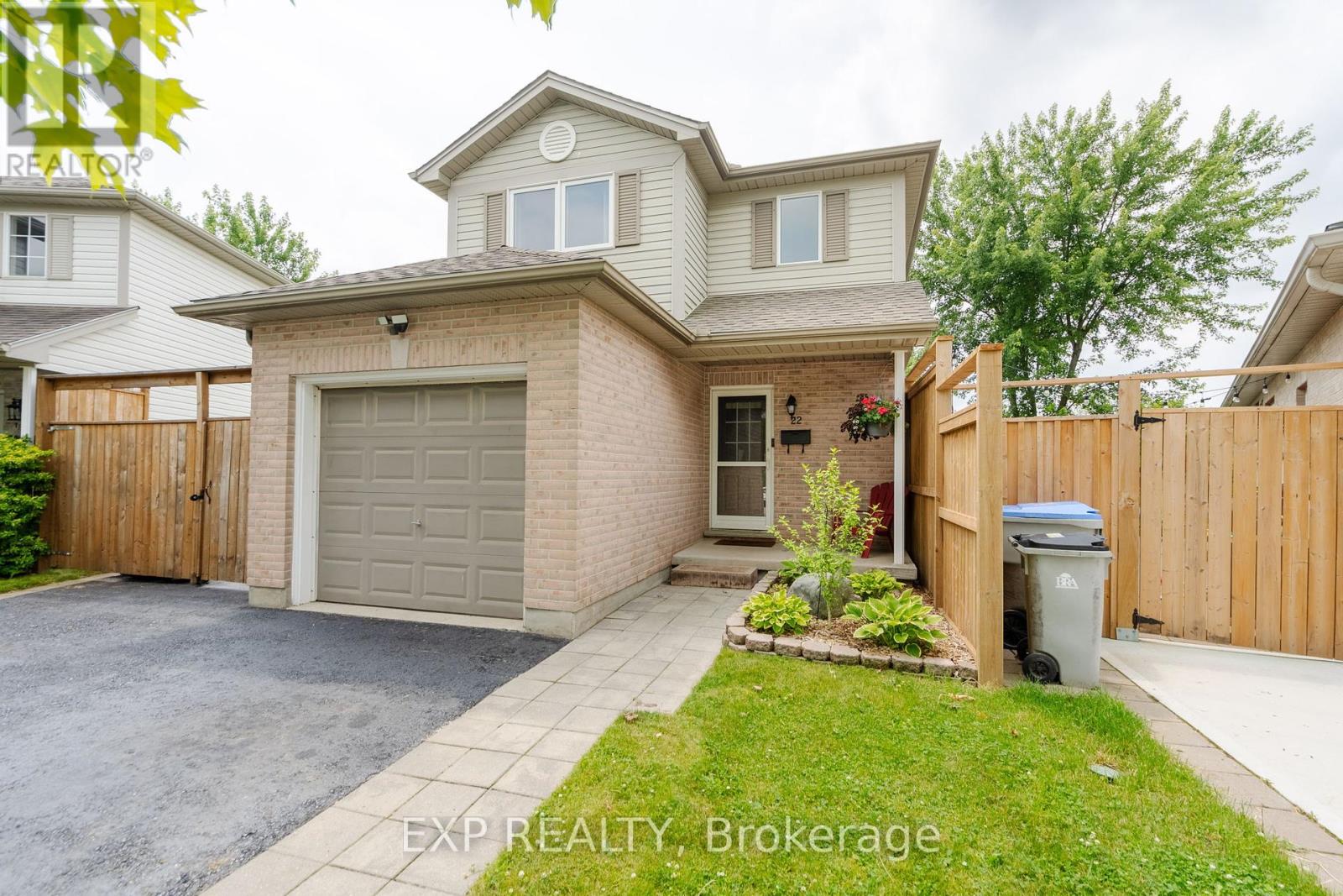 22 Kristen Court, Middlesex Centre (Kilworth), Ontario  N0L 1R0 - Photo 2 - X8471962