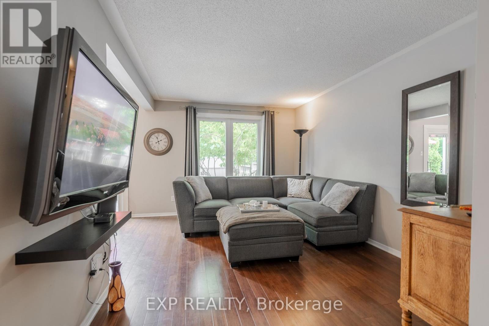 22 Kristen Court, Middlesex Centre (Kilworth), Ontario  N0L 1R0 - Photo 5 - X8471962