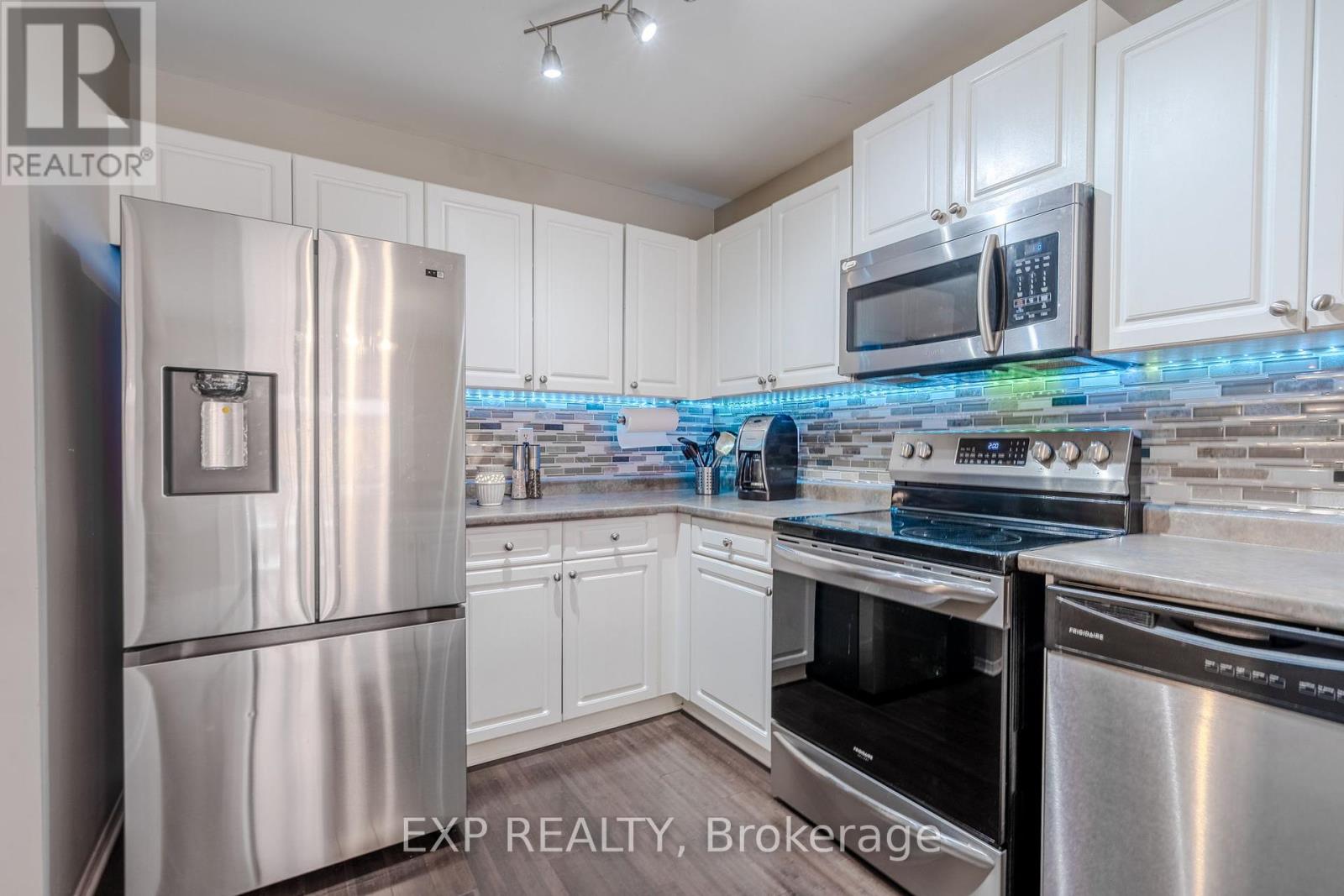 22 Kristen Court, Middlesex Centre (Kilworth), Ontario  N0L 1R0 - Photo 8 - X8471962