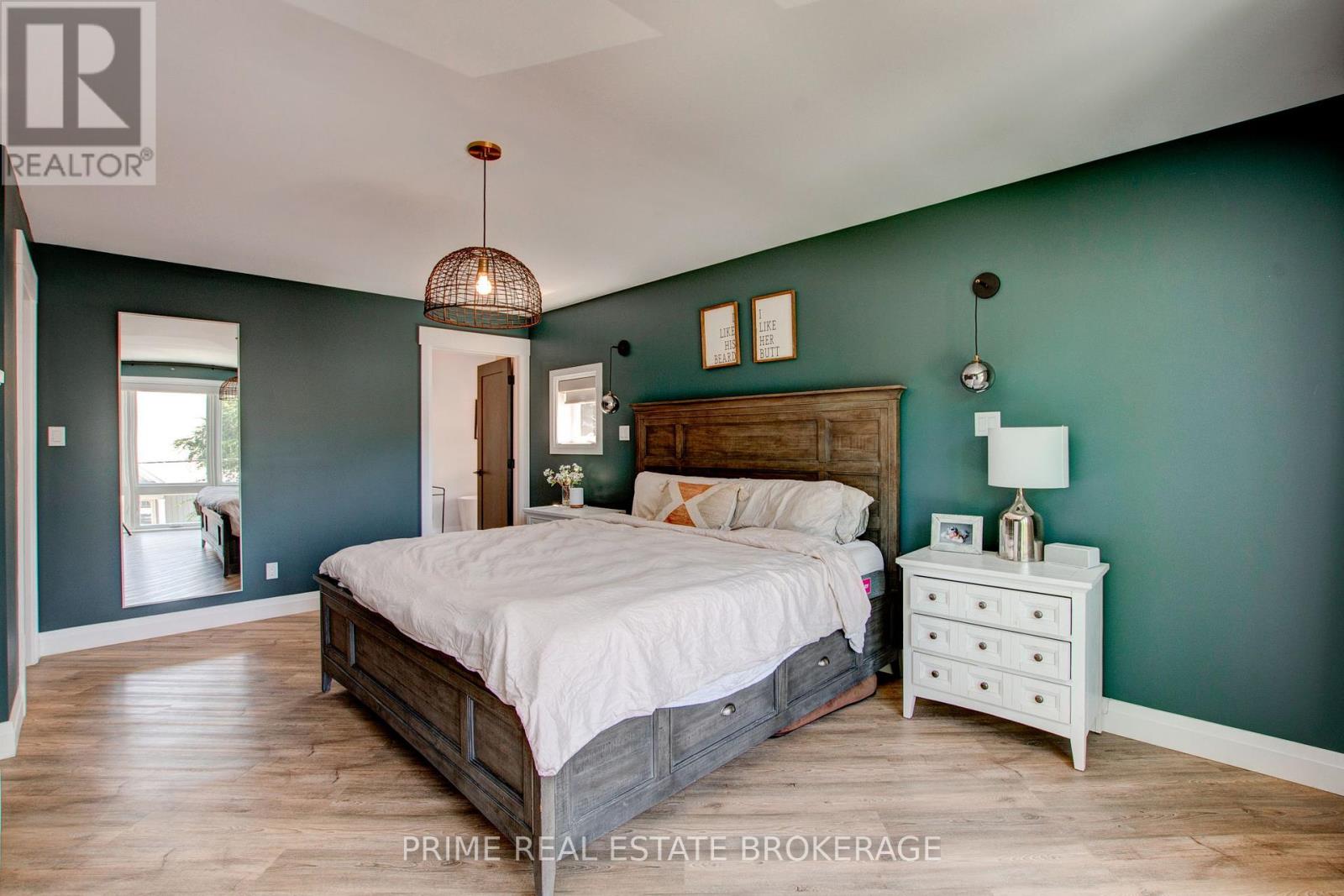 26 Huron Street, Lambton Shores (Grand Bend), Ontario  N0M 1T0 - Photo 25 - X9012756