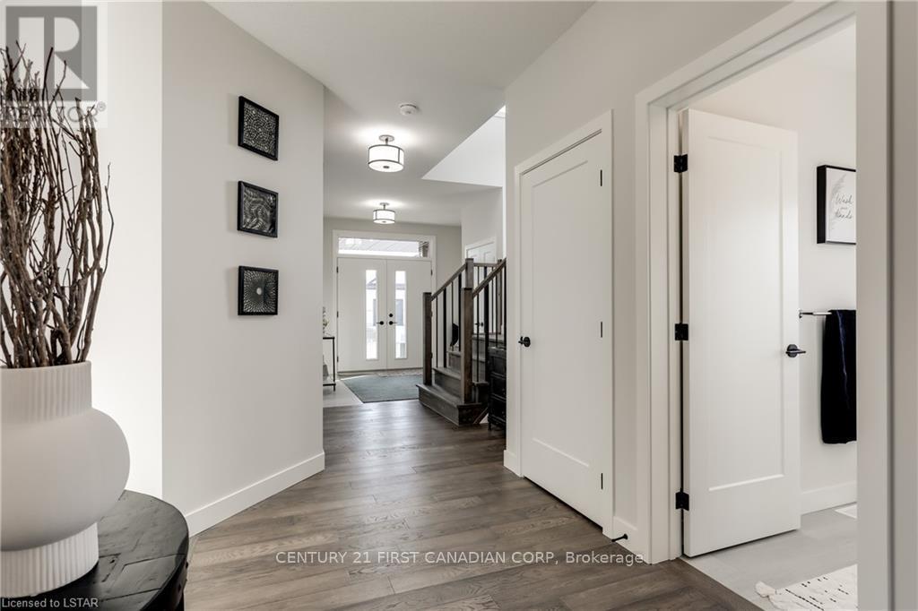 36 Rosina Lane, Zorra (Thamesford), Ontario  N0M 2N0 - Photo 4 - X9013593
