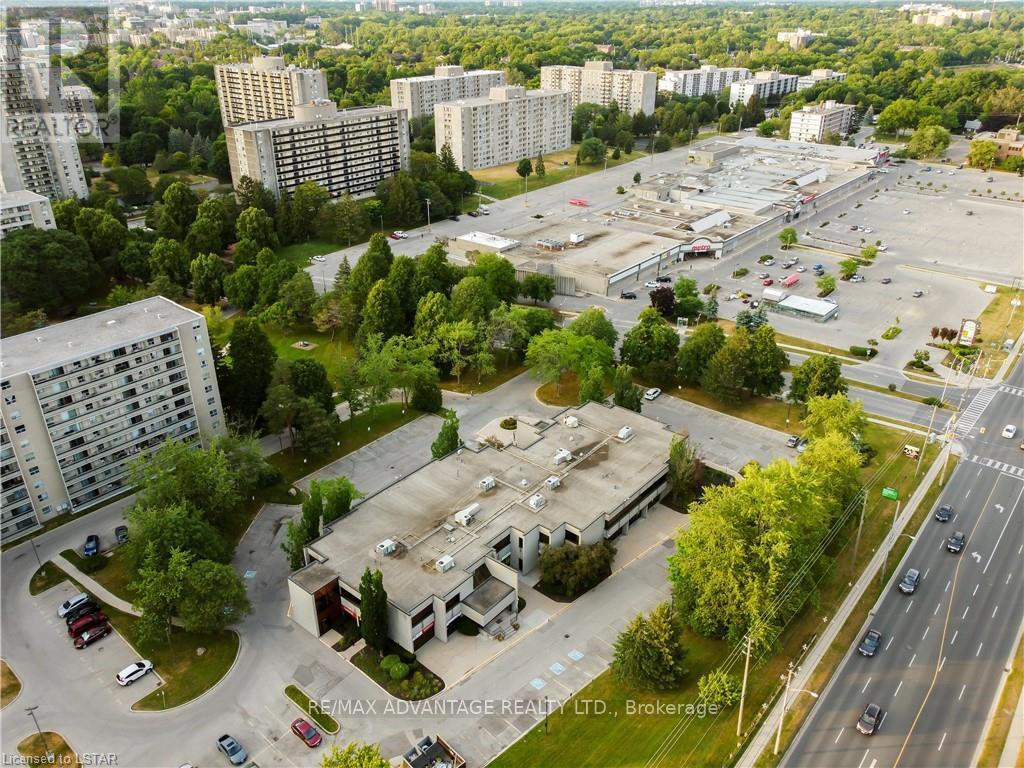201 - 101 Cherryhill Boulevard, London, Ontario  N6H 4S4 - Photo 3 - X9044107