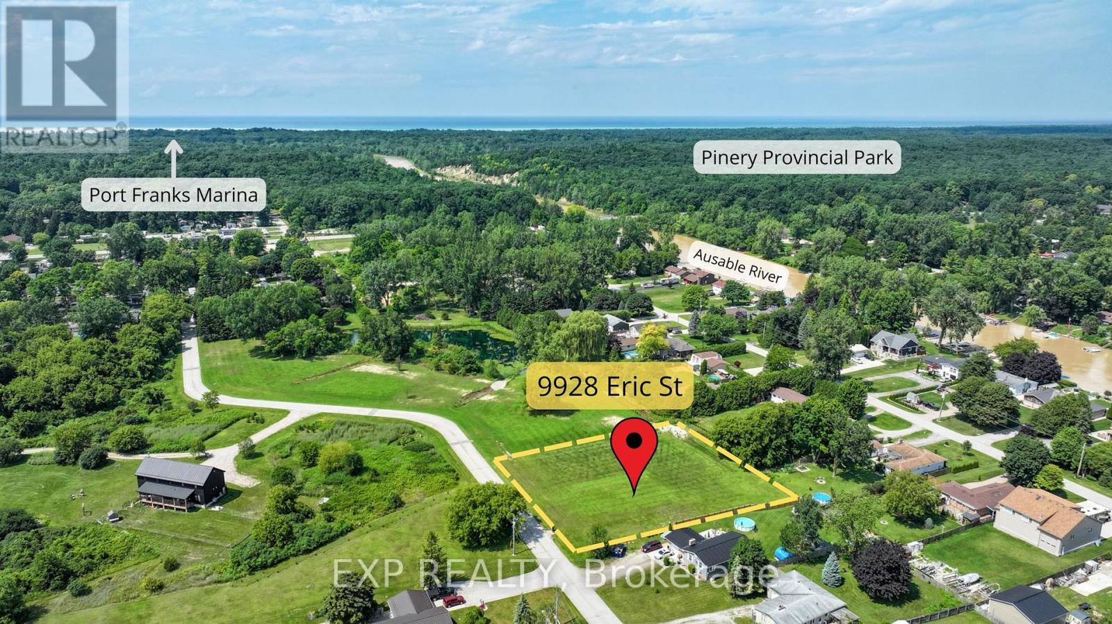 9928 Eric Street, Lambton Shores, Ontario  N0M 2N0 - Photo 2 - X9049702