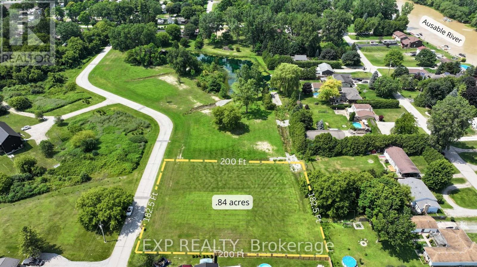 9928 Eric Street, Lambton Shores, Ontario  N0M 2N0 - Photo 5 - X9049702