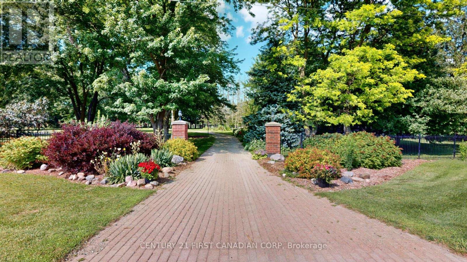 32786 RICHMOND STREET, lucan biddulph (lucan), Ontario