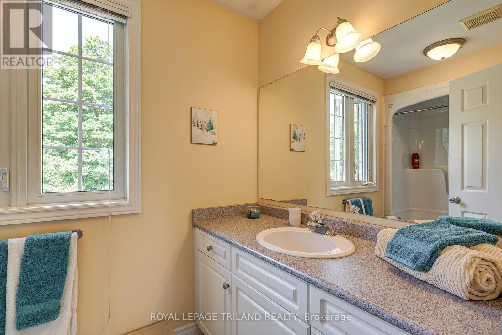 31 Symphony Court, St. Thomas, Ontario  N5P 4K1 - Photo 20 - X9231963