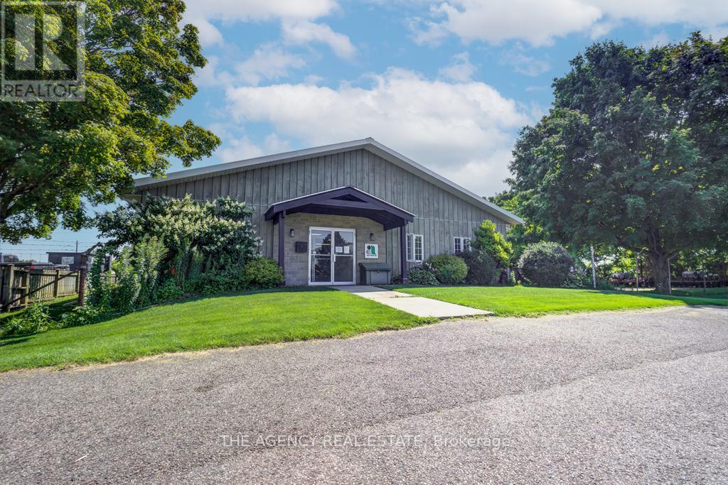 85 Spruce Street, Tillsonburg, Ontario  N4G 5C4 - Photo 3 - X9233398