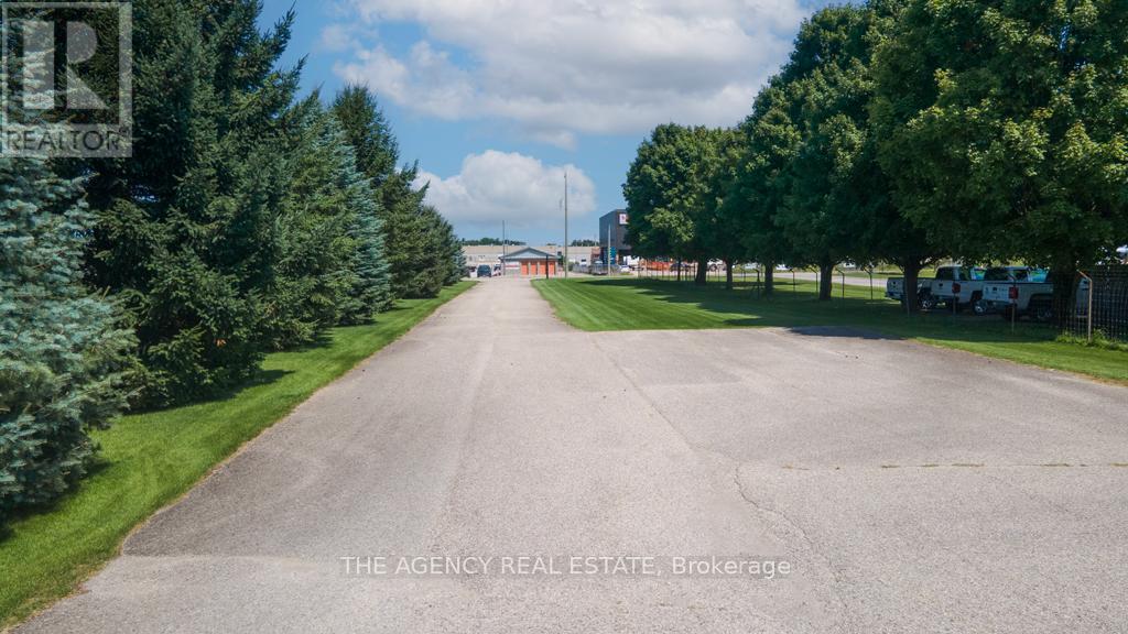 85 Spruce Street, Tillsonburg, Ontario  N4G 5C4 - Photo 36 - X9233398