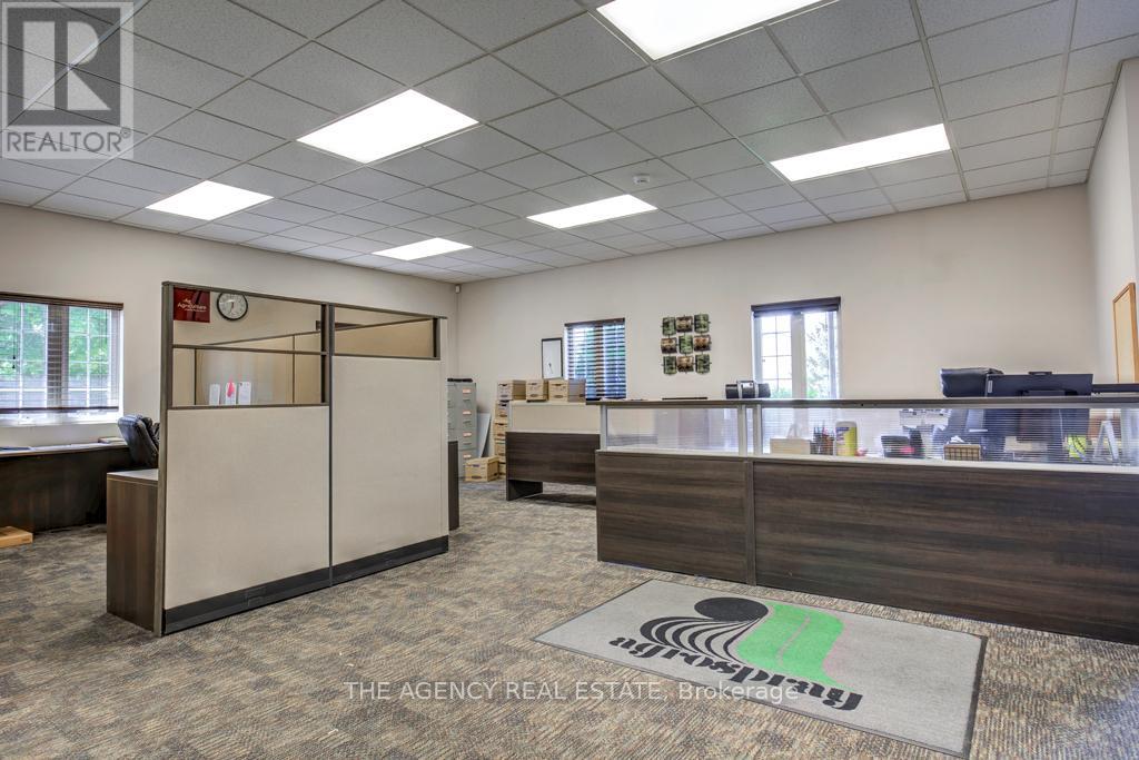85 Spruce Street, Tillsonburg, Ontario  N4G 5C4 - Photo 4 - X9233398