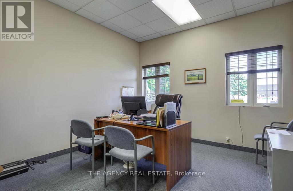 85 Spruce Street, Tillsonburg, Ontario  N4G 5C4 - Photo 5 - X9233398