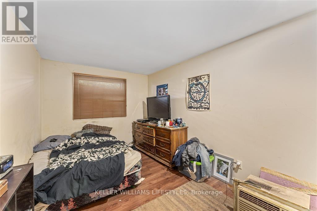 110/112 Euphemia Street N, Sarnia, Ontario  N7T 6A1 - Photo 34 - X9233881