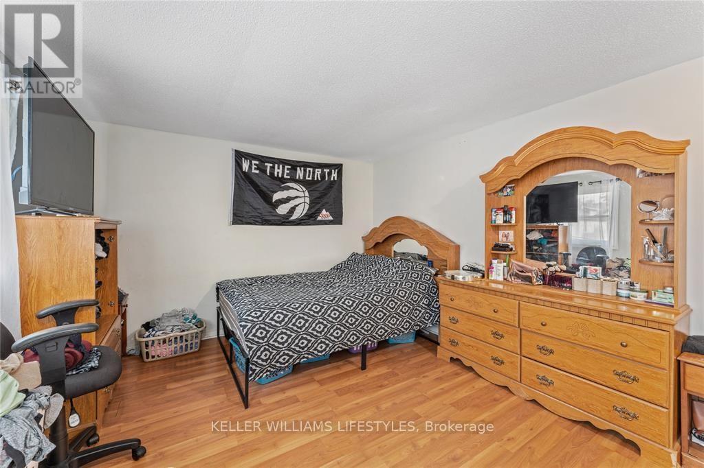 112 Euphemia Street N, Sarnia, Ontario  N7T 6A1 - Photo 10 - X9233882