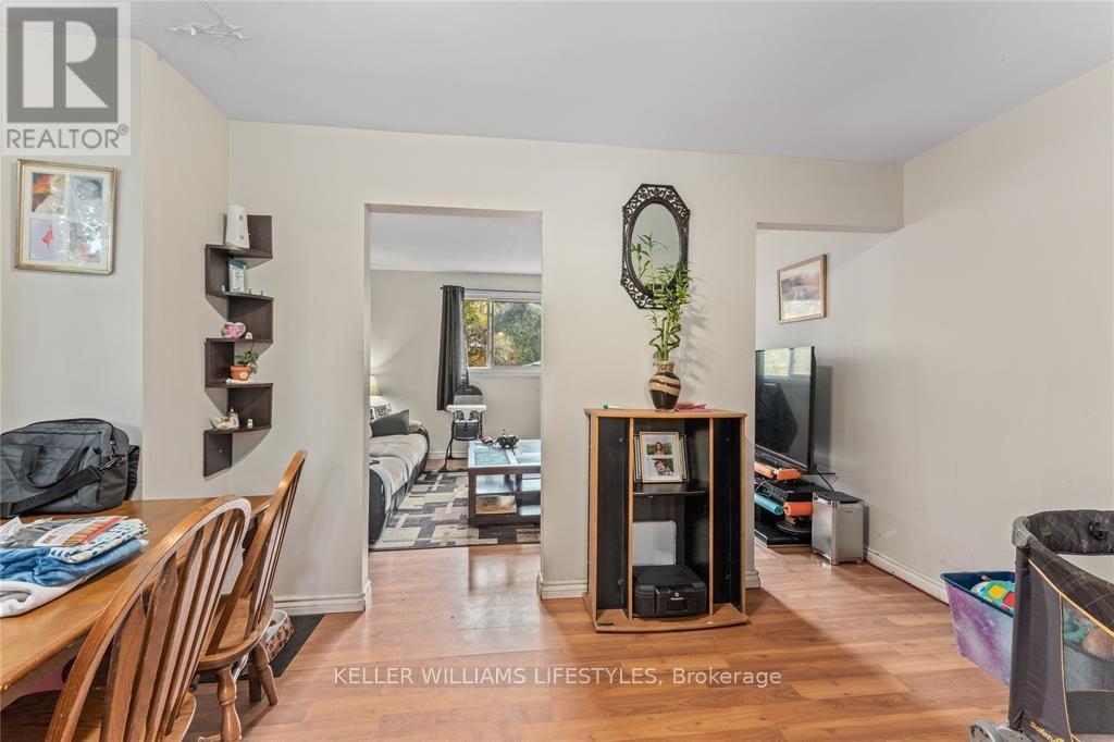 112 Euphemia Street N, Sarnia, Ontario  N7T 6A1 - Photo 7 - X9233882