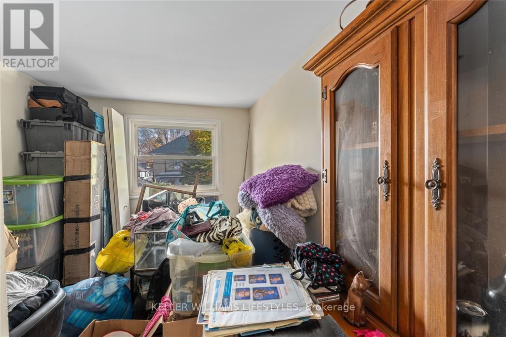 110 Euphemia Street N, Sarnia, Ontario  N7T 6A1 - Photo 11 - X9233884