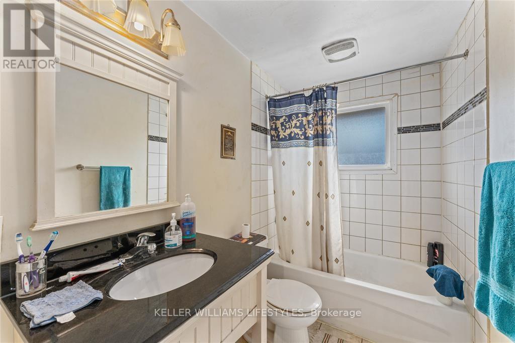 110 Euphemia Street N, Sarnia, Ontario  N7T 6A1 - Photo 12 - X9233884