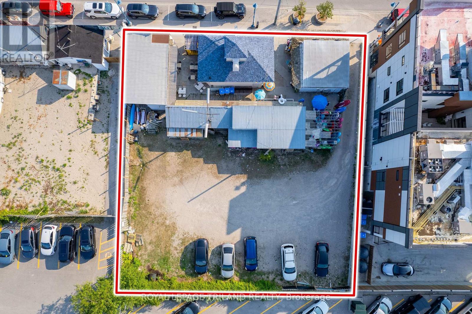 77 Main Street, Lambton Shores (Grand Bend), Ontario  N0M 1T0 - Photo 16 - X9238273