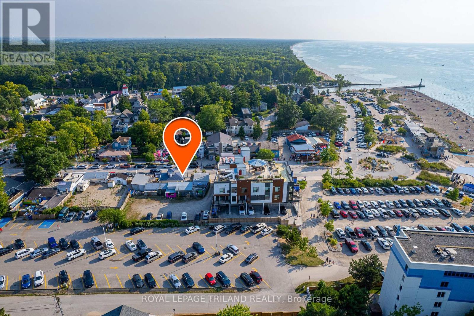77 Main Street, Lambton Shores (Grand Bend), Ontario  N0M 1T0 - Photo 19 - X9238273