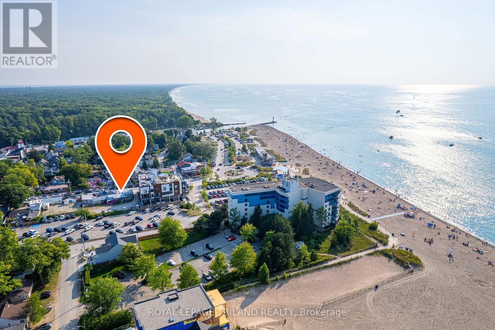 77 Main Street, Lambton Shores (Grand Bend), Ontario  N0M 1T0 - Photo 20 - X9238273