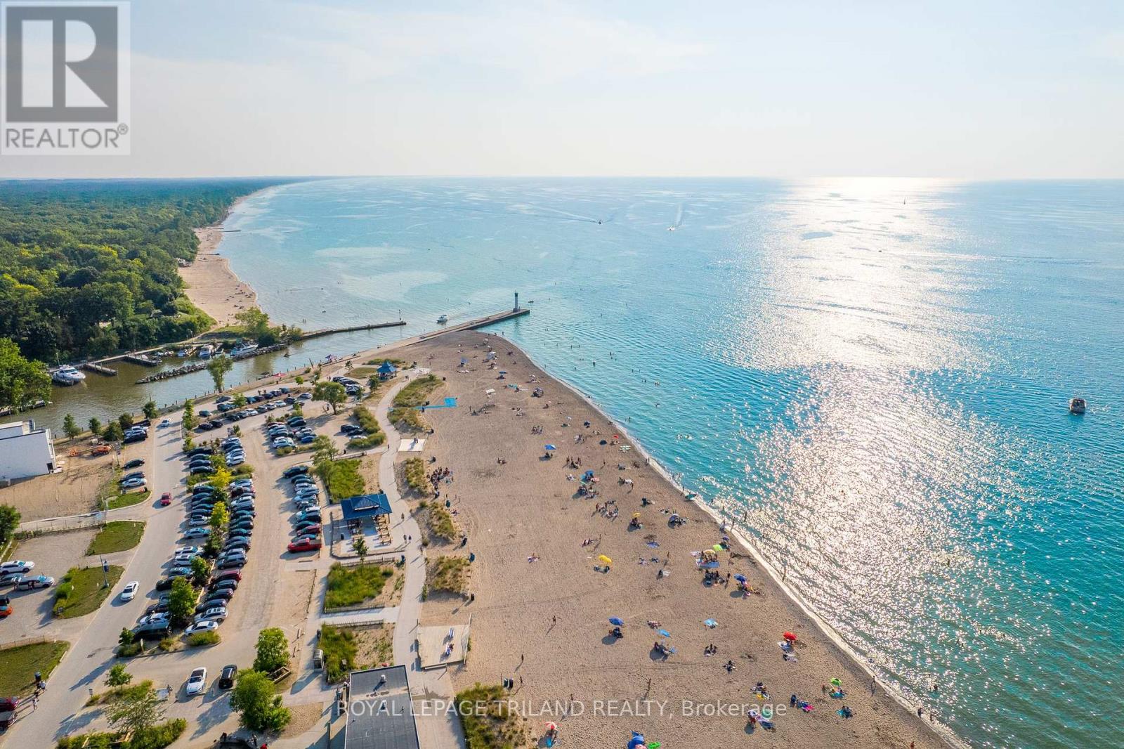 77 Main Street, Lambton Shores (Grand Bend), Ontario  N0M 1T0 - Photo 29 - X9238273