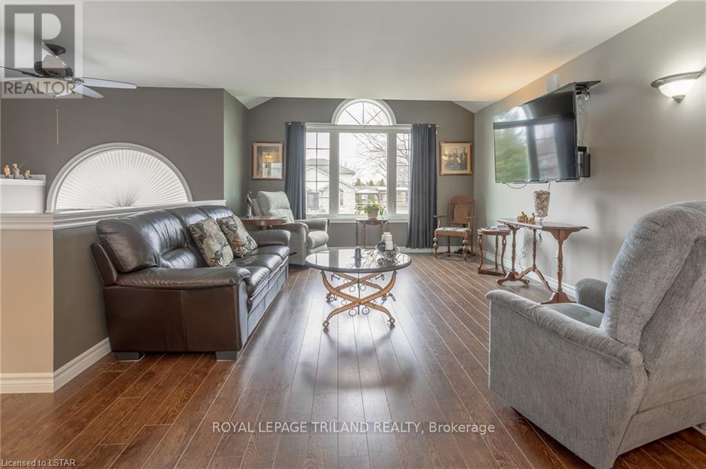 45 Village Gate Crescent, Thames Centre (Dorchester), Ontario  N0L 1G3 - Photo 10 - X9240641
