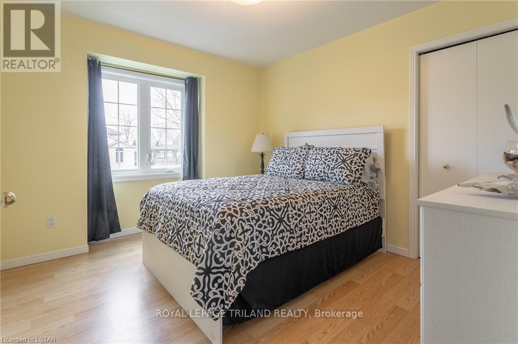 45 Village Gate Crescent, Thames Centre (Dorchester), Ontario  N0L 1G3 - Photo 14 - X9240641
