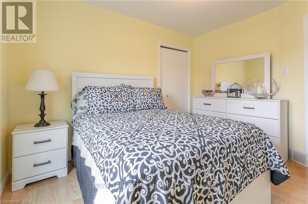 45 Village Gate Crescent, Thames Centre (Dorchester), Ontario  N0L 1G3 - Photo 15 - X9240641