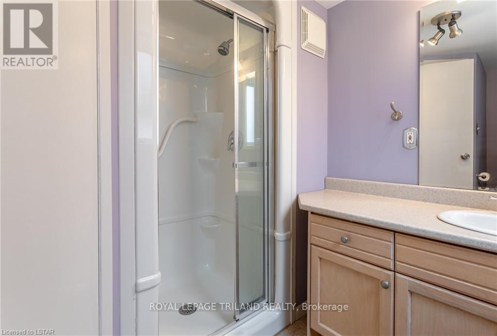45 Village Gate Crescent, Thames Centre (Dorchester), Ontario  N0L 1G3 - Photo 28 - X9240641