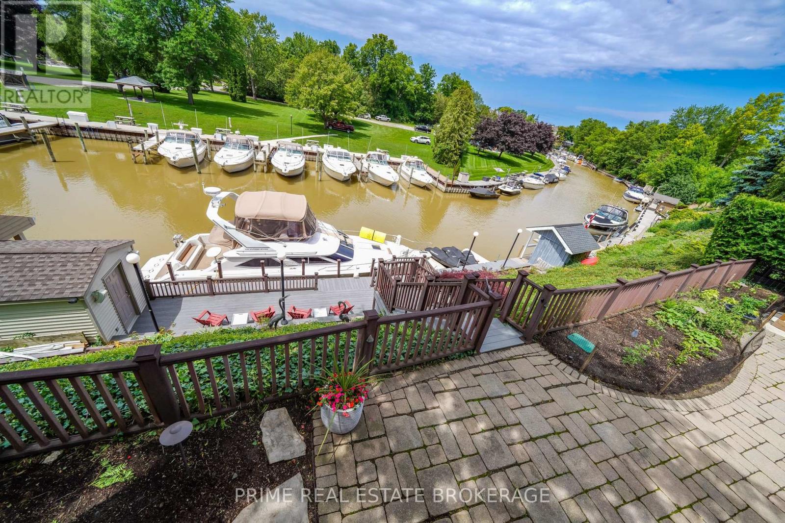 49 Gill Road, Lambton Shores (Grand Bend), Ontario  N0M 1T0 - Photo 22 - X9242210