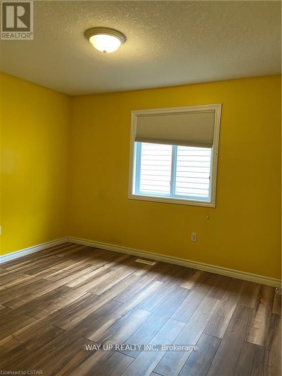 671 Oakcrossing Road, London, Ontario  N6H 5V7 - Photo 7 - X9242318