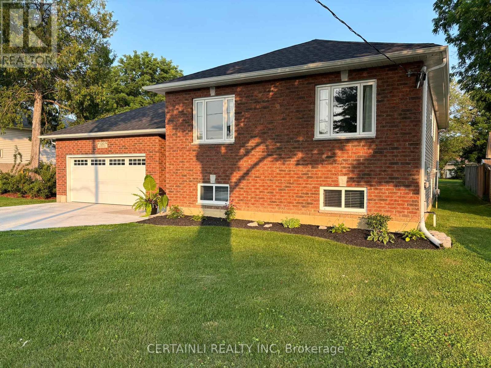 120 Queen Street, West Elgin (Rodney), Ontario  N0L 2C0 - Photo 2 - X9249196
