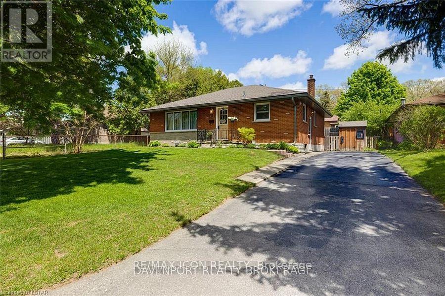 58 MANITOULIN DRIVE, london, Ontario
