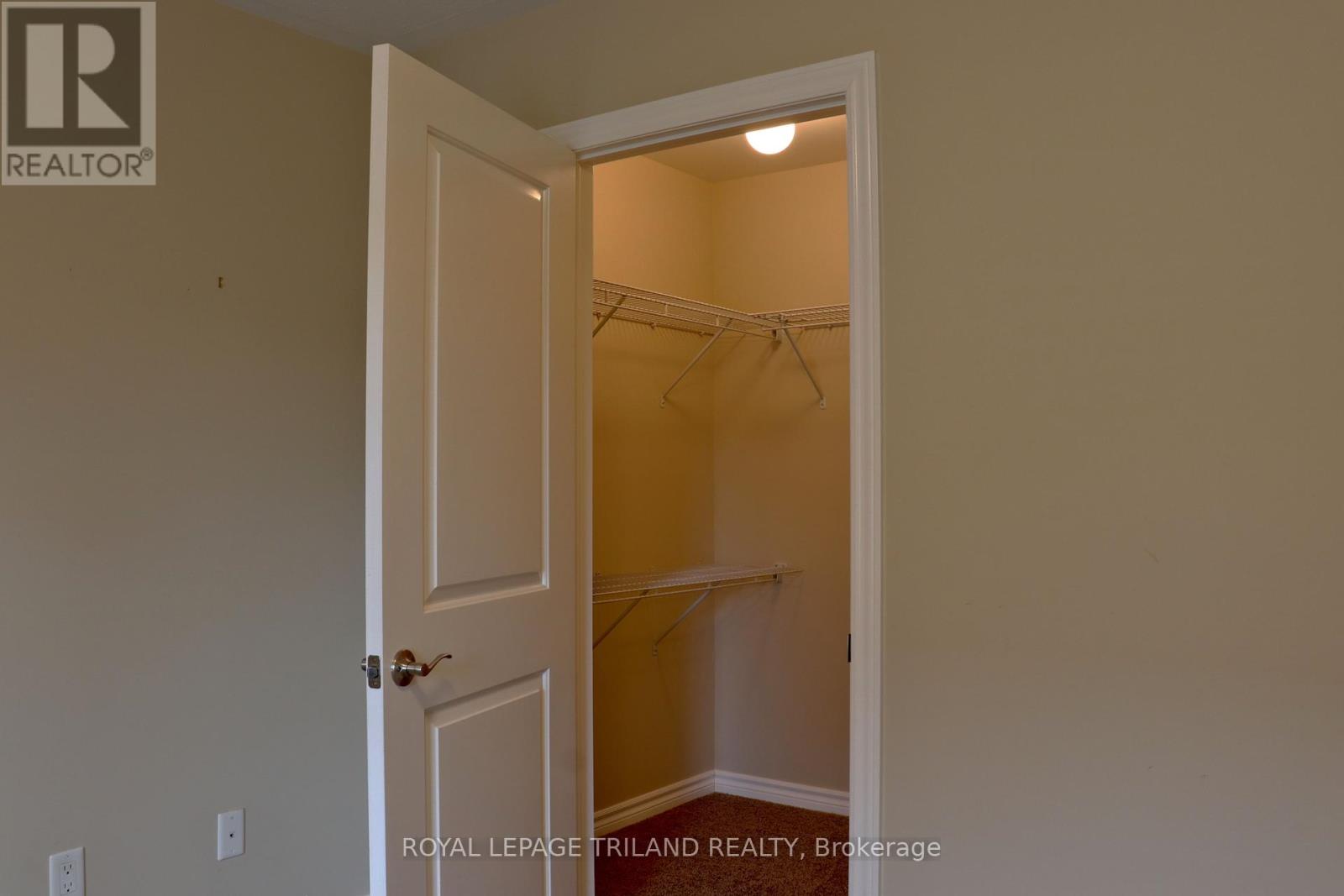 1052 Bay Street, Norfolk (Port Rowan), Ontario  N0E 1M0 - Photo 12 - X9253808