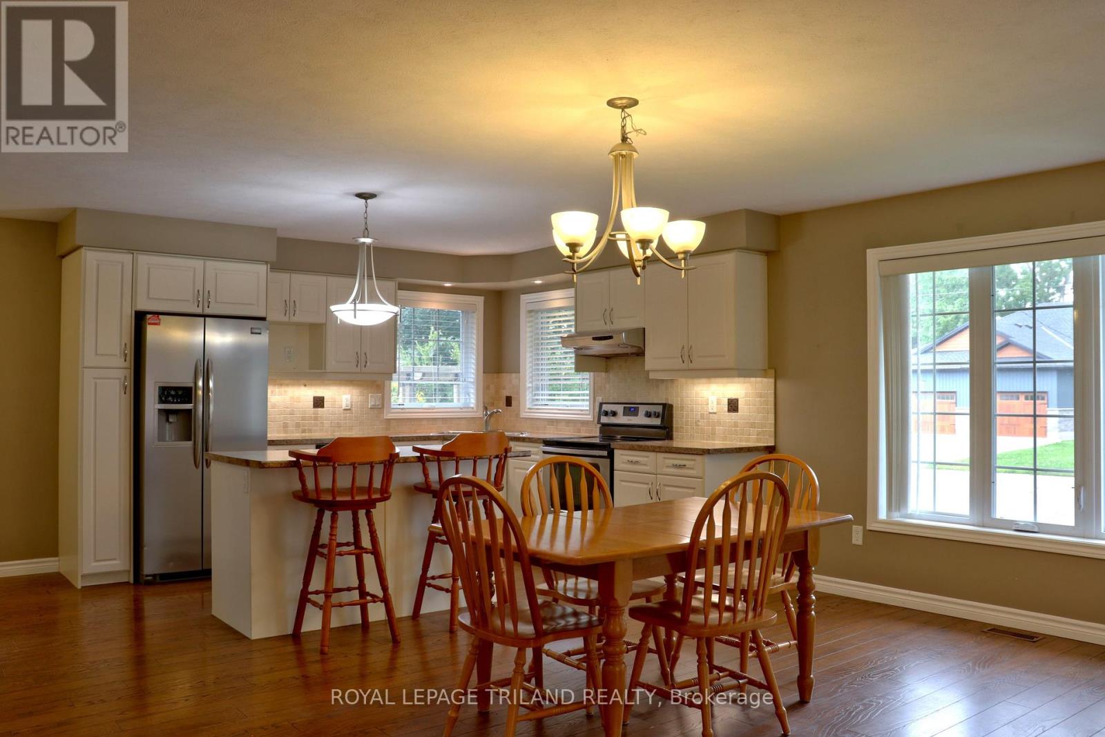 1052 Bay Street, Norfolk (Port Rowan), Ontario  N0E 1M0 - Photo 5 - X9253808